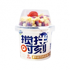 蒙牛友芝友搅拌时刻加三只松鼠草莓谷物脆180g/杯