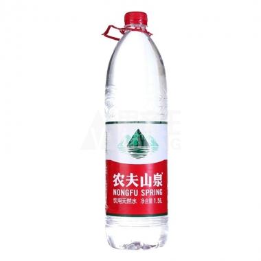 农夫山泉天然水1.5L/瓶